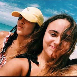 Meet your Posher, Gaby